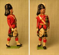 Highland Officer on foot (can be painted any Highland Regiment)