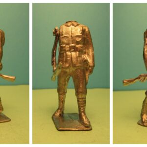 British figure, marching.  For 2nd version Territorial Infantry - set 160, and Infantry of the Line - set 195.